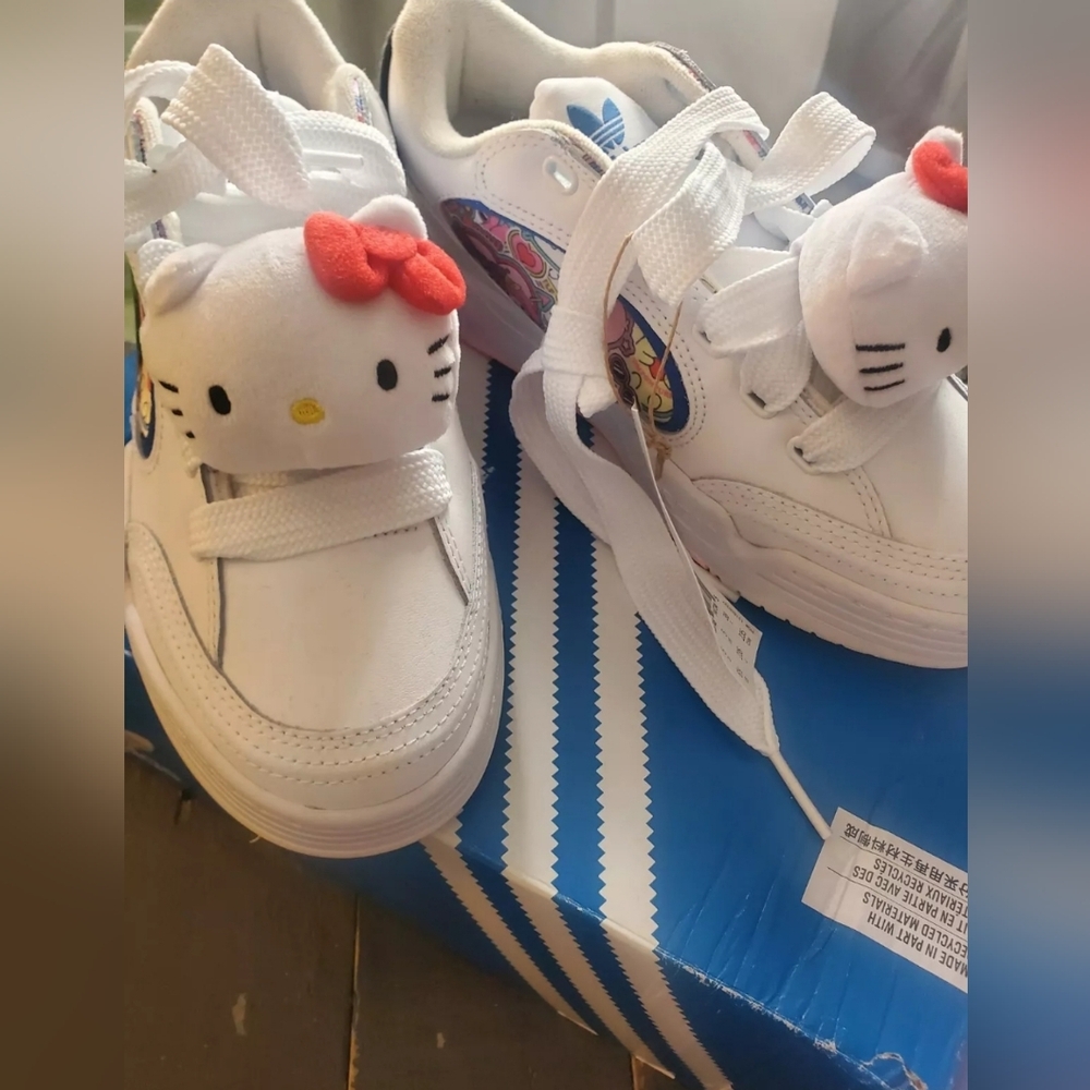 Adidas hello kitty ❤️